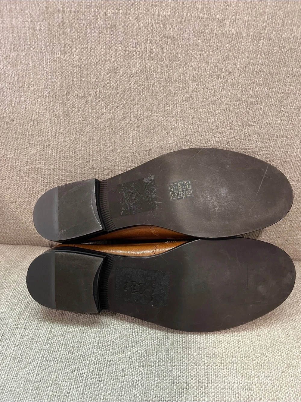 NEW Tory Burch Classic Leather Loafer Size 10.5